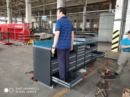 Cassa utensili di rotolamento in ferro e armadietto di stoccaggio completo per organizzazione organizzata del garage