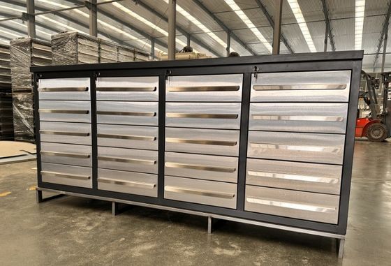 Banchi di lavoro professionali personalizzabili con ruote pesanti e cassetti in acciaio inossidabile