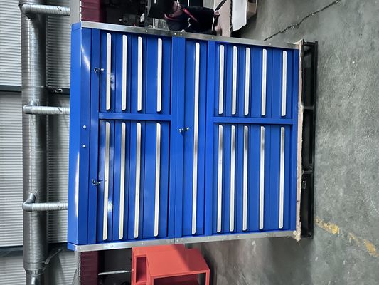 Armadio utensili funzionale con costruzione in acciaio laminato a freddo e cassetto